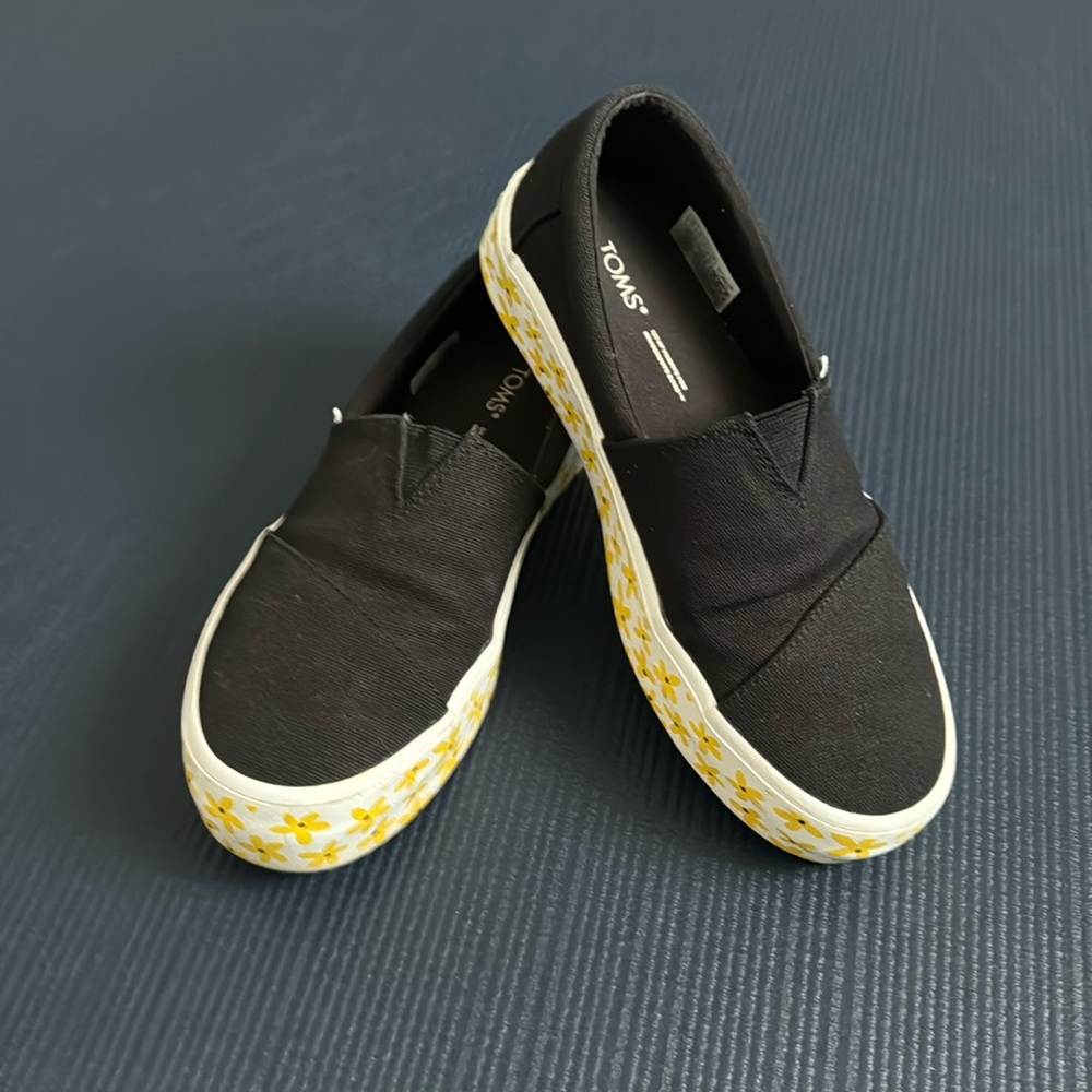 TOMS Slip On Canvas Sneakers, Size 7, black with flowers